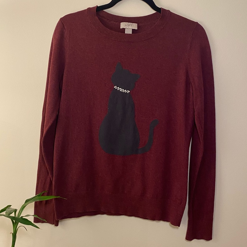 LOFT maroon sweater with a black cat.